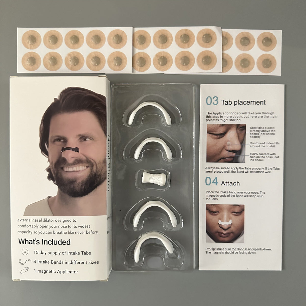 Kit contents: adhesive tabs, 4 magnetic bands and the how-to card